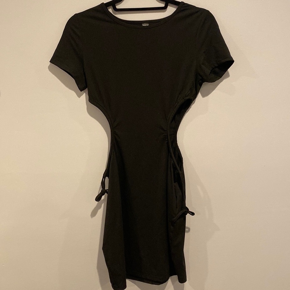 Shein cut out dress! Size medium/6 - Picture 3 of 4